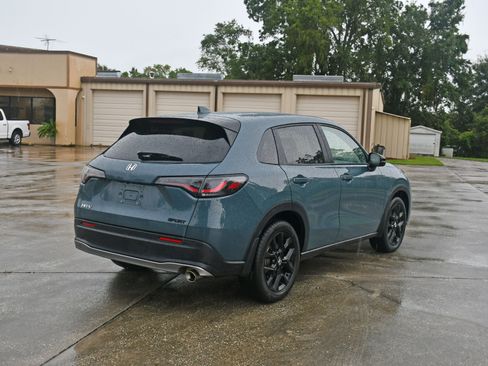 Used 2023 Honda HR-V Sport image 4