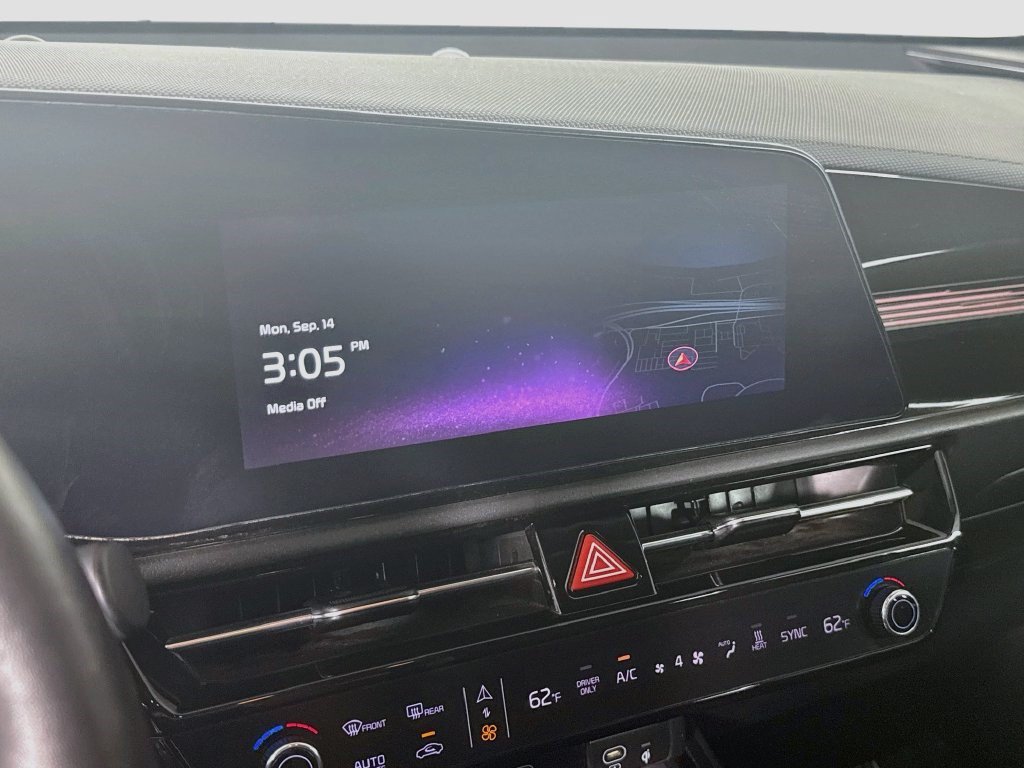 Used 2023 Kia Niro Wind FWD image 17
