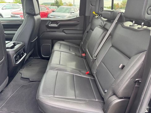 Used 2024 GMC Sierra 1500 SLT w/ SLT Convenience Package AWD/4WD image 8