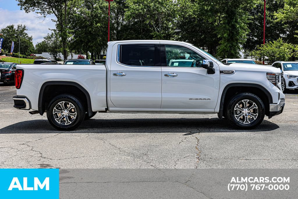 Used 2025 GMC Sierra 1500 SLT RWD image 9