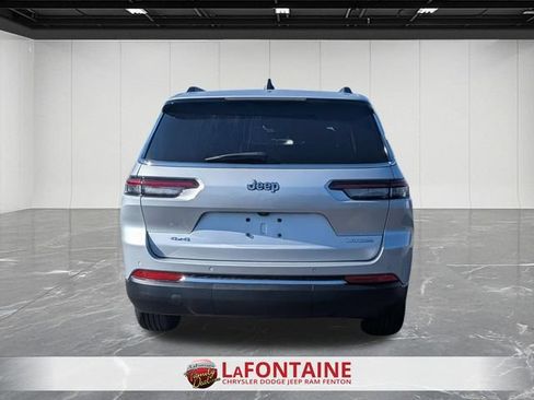 Used 2023 Jeep Grand Cherokee L Laredo w/ Luxury Tech Group I AWD/4WD image 4