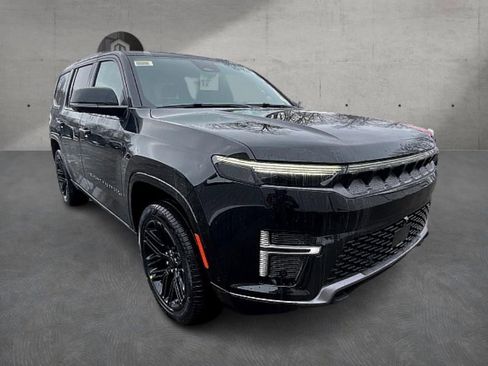 New 2026 Jeep Grand Wagoneer Limited AWD/4WD image 3
