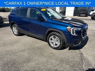 Used 2023 GMC Terrain SLE w/ Driver Convenience Package FWD video 2