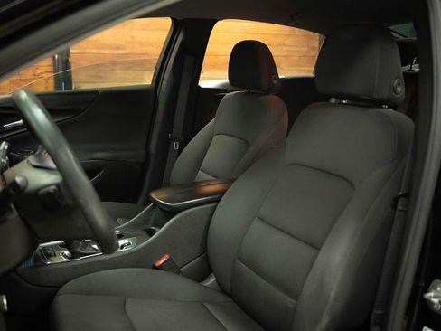 Used 2022 Chevrolet Malibu LT FWD image 10