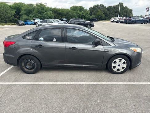 Used 2016 Ford Focus S FWD image 6