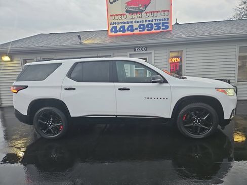 Used 2019 Chevrolet Traverse Premier w/ Redline Edition image 2