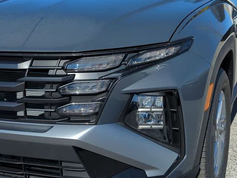 New 2026 Hyundai Tucson SE image 11