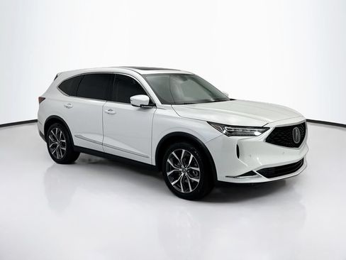 Used 2024 Acura MDX SH-AWD w/ Technology Package image 3