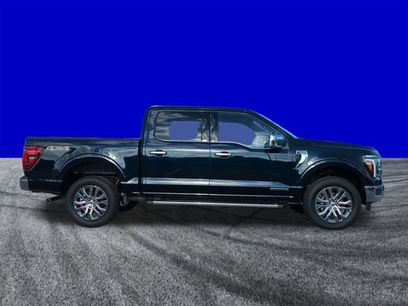 New 2025 Ford F150 Lariat w/ Equipment Group 501A Mid