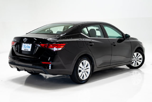 Used 2024 Nissan Sentra S FWD image 30