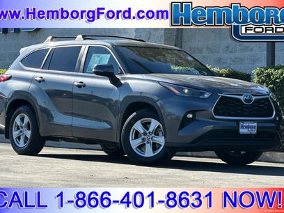 Used 2023 Toyota Highlander LE