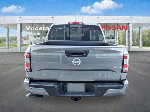 New 2026 Nissan Frontier SV image 4