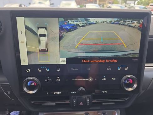 Used 2025 Lexus GX 550 AWD/4WD image 25