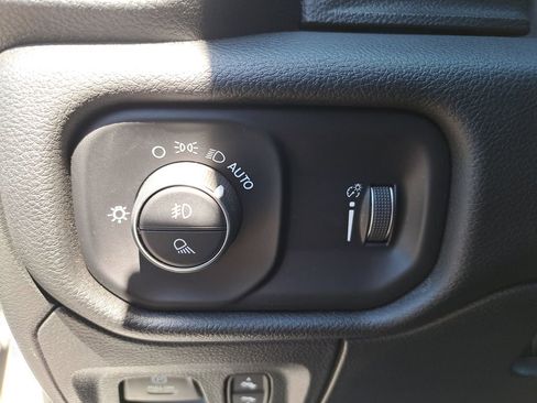 Used 2023 RAM 1500 Big Horn AWD/4WD image 25