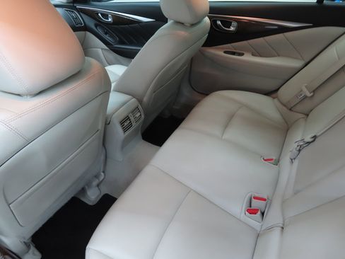 Used 2019 INFINITI Q50 Luxe w/ Essential Package (3.0T Luxe) image 22