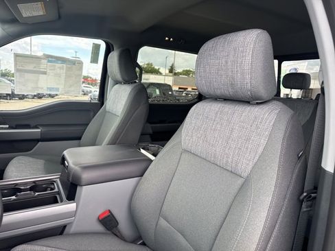 New 2026 Ford F250 XLT w/ XLT Premium Package image 29