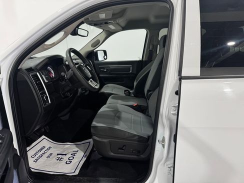 Used 2023 RAM 1500 Classic SLT w/ Protection Group AWD/4WD image 15