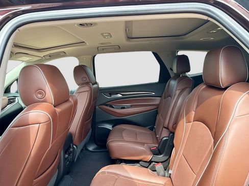 Used 2020 Buick Enclave Avenir w/ Avenir Technology Package image 23