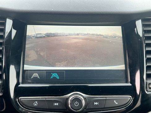 Used 2017 Chevrolet Trax LT w/ LT Convenience Package image 30