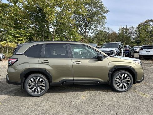 New 2025 Subaru Forester Touring image 9