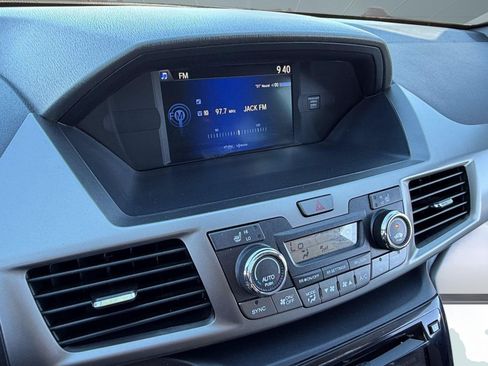 Used 2016 Honda Odyssey Touring image 18