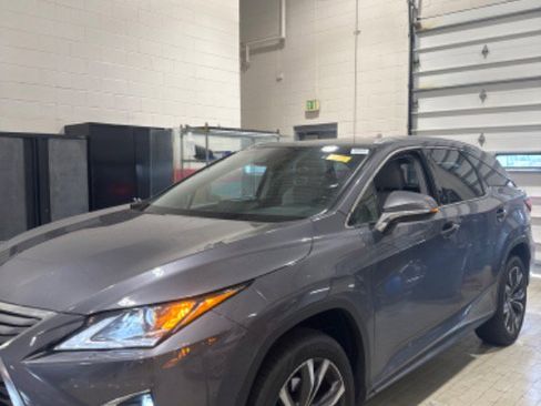 Used 2018 Lexus RX 350L w/ Premium Package image 12