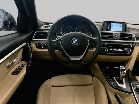 Used 2018 BMW 330i Sedan RWD image 5