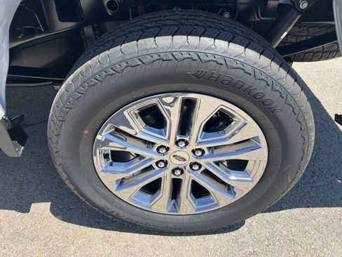 New 2025 Ford F150 Lariat w/ Equipment Group 501A Mid image 5