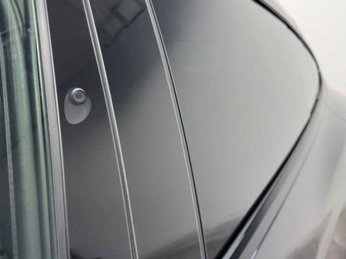 Used 2024 Tesla Model X image 15