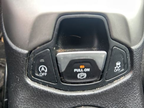 Used 2021 Jeep Compass Latitude AWD/4WD image 26