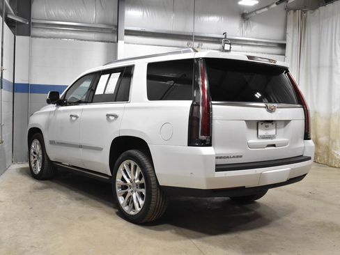 Used 2019 Cadillac Escalade Platinum image 26