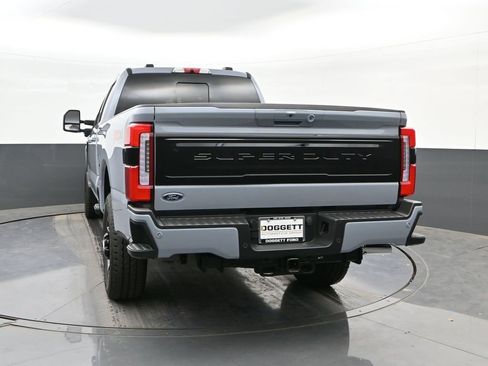Certified 2026 Ford F250 Platinum AWD/4WD image 8