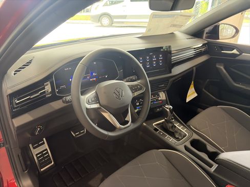 Used 2026 Volkswagen Jetta Sport FWD image 13