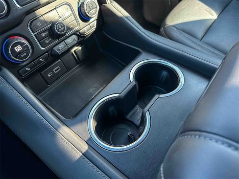 Used 2023 Chevrolet Tahoe LT w/ Luxury Package image 31