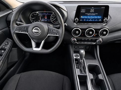 Used 2025 Nissan Sentra SV FWD image 35