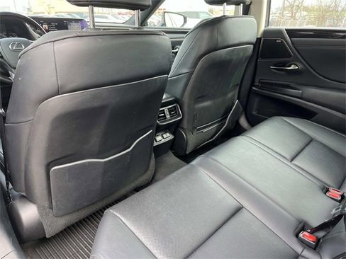 Used 2021 Lexus ES 300h w/ Premium Package image 19