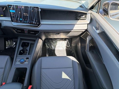 New 2026 Volkswagen Tiguan SE AWD/4WD image 27