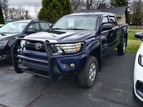 Used 2012 Toyota Tacoma Base w/ SR5 Pkg image 1