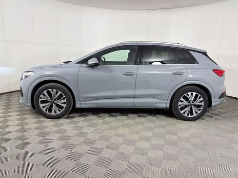 Used 2023 Audi Q4 e-tron Premium Plus w/ Premium Plus image 2