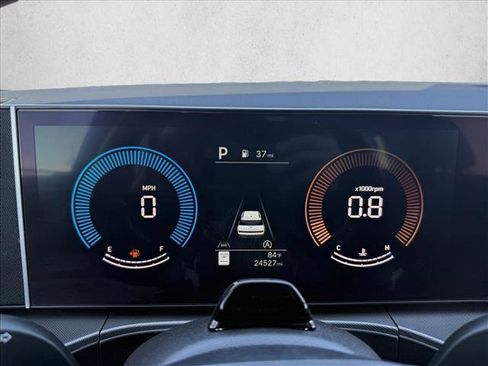 Used 2025 Hyundai Santa Fe SEL image 15