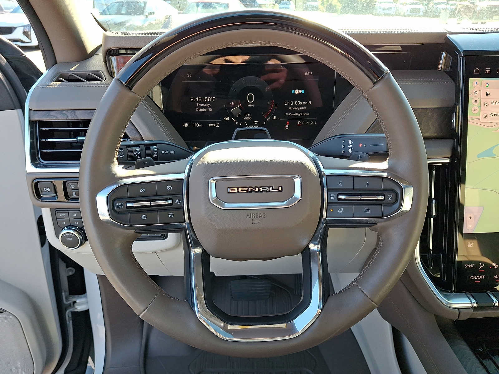 Used 2025 GMC Yukon Denali w/ Denali Reserve Package AWD/4WD image 22
