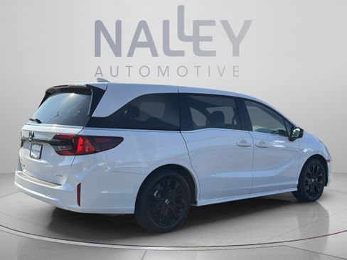 Certified 2025 Honda Odyssey Sport-L image 4