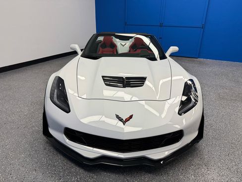 Used 2016 Chevrolet Corvette Z06 w/ 3LZ Preferred Equipment Group RWD image 3