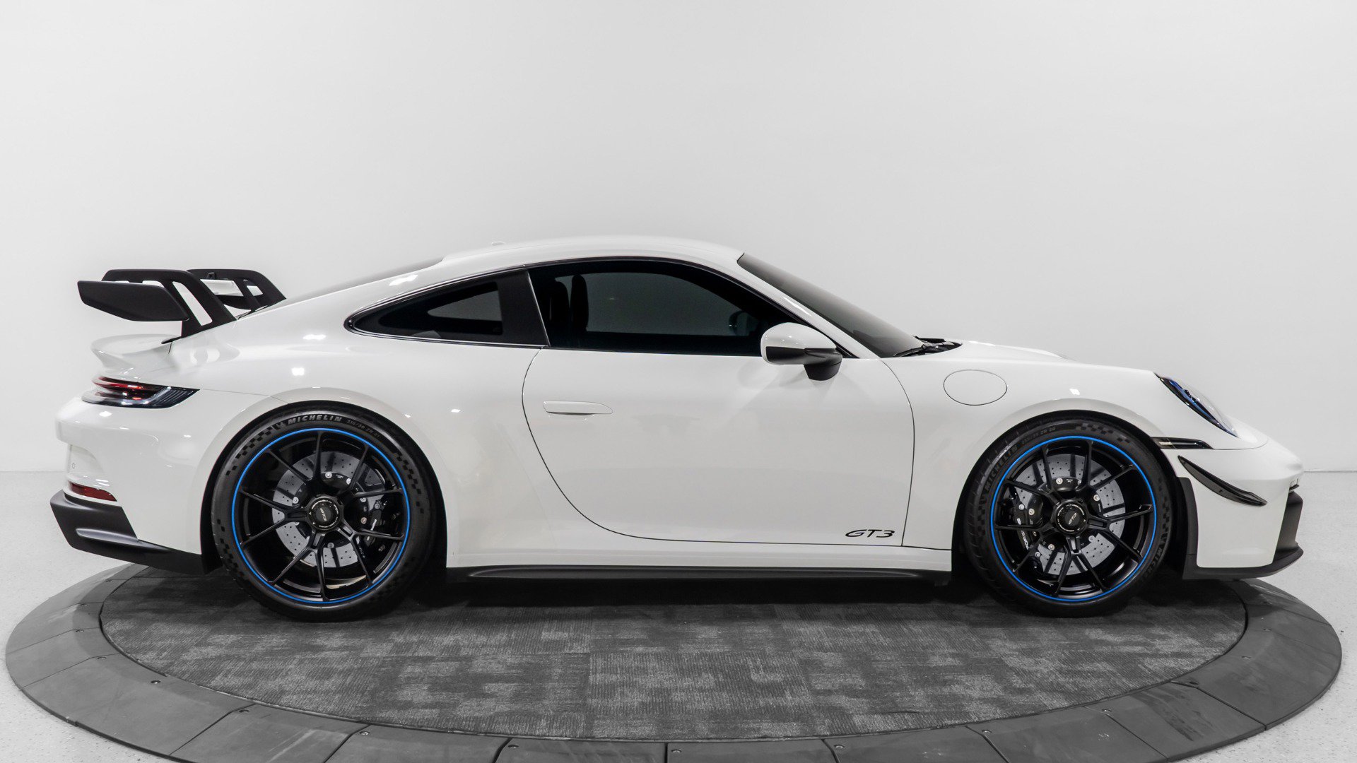 Used 2022 Porsche 911 GT3 RWD image 10