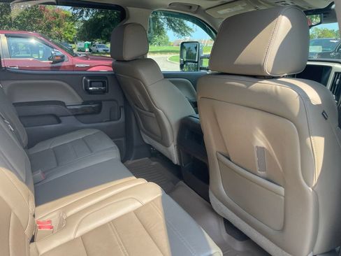 Used 2015 GMC Sierra 3500 Denali w/ Duramax Plus Package AWD/4WD image 5