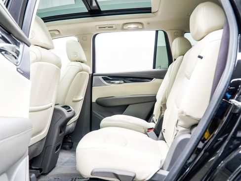 Used 2024 Cadillac XT6 Premium Luxury w/ LPO, Floor Liner Package image 32