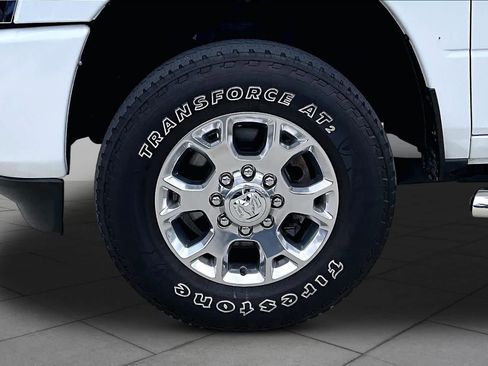 Used 2024 RAM 2500 Laramie AWD/4WD image 11