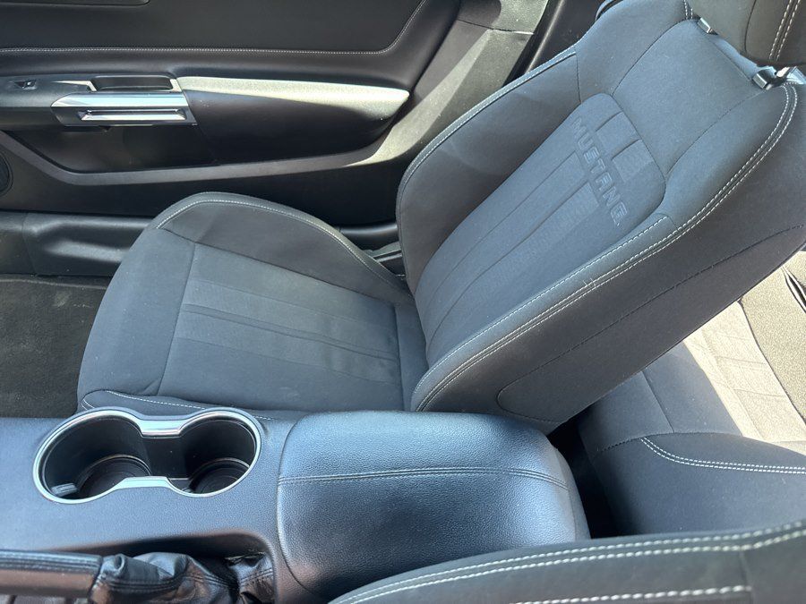 Used 2020 Ford Mustang GT w/ Equipment Group 301A RWD image 17