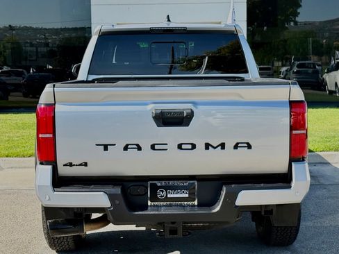 Used 2024 Toyota Tacoma TRD Off-Road w/ TRD Off Road Upgrade Package AWD/4WD image 13