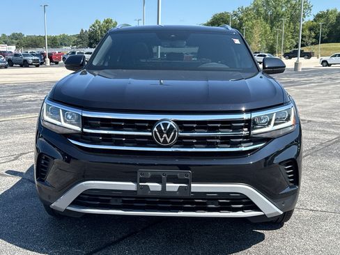 Used 2023 Volkswagen Atlas Cross Sport SEL AWD/4WD image 3